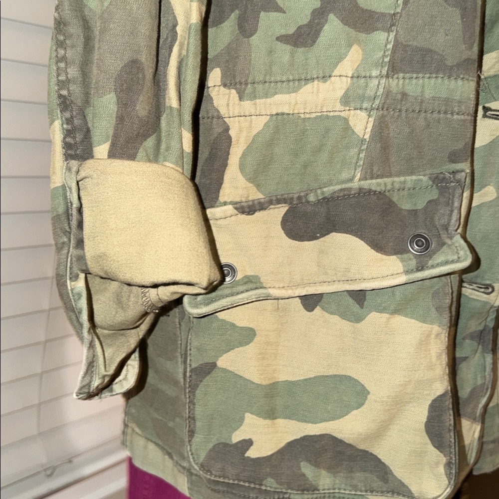NWT FREE PEOPLE Not Your Brother's Green Camo Print Surplus Jacket sz small - Picture 9 of 15